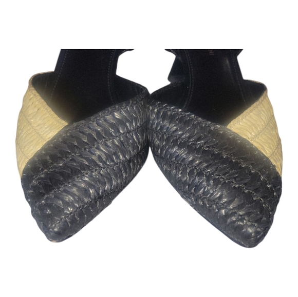 Antonio Melani Women's Raffia Black and Cream Slingback Pointed Toe Kitten Heels - Picture 9 of 10